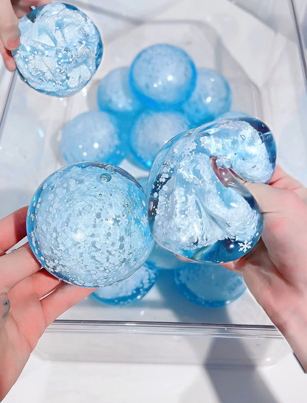 Touch Me Blue Snowflake Ball