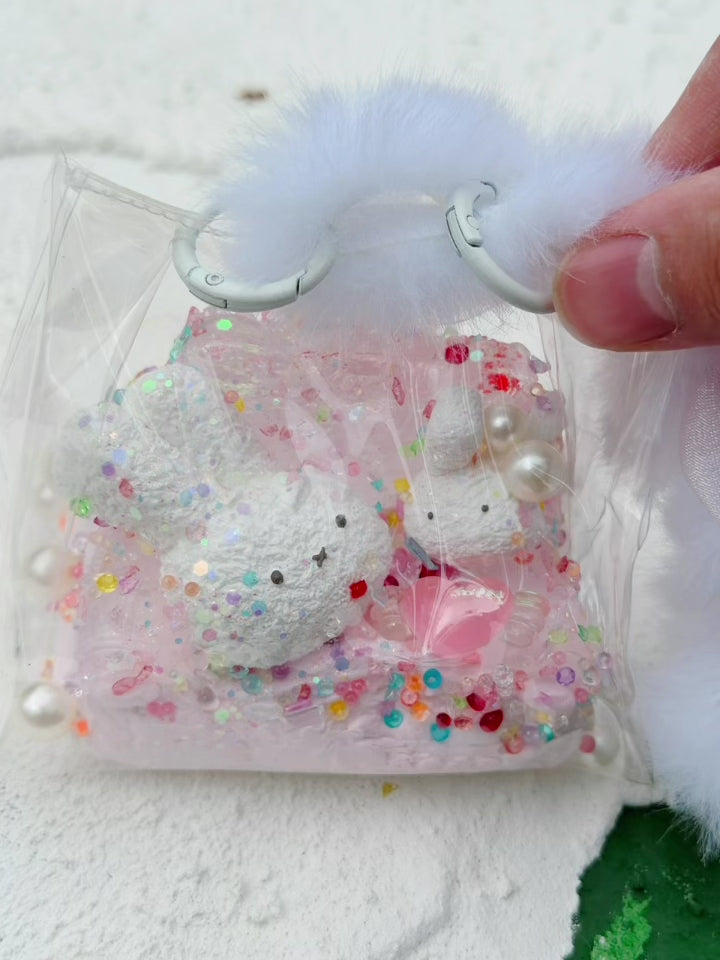 SHADUO SQUISHY Wonder Village Pink Pom-Pom Squishy Tote Bag - Bunny style squeeze demo