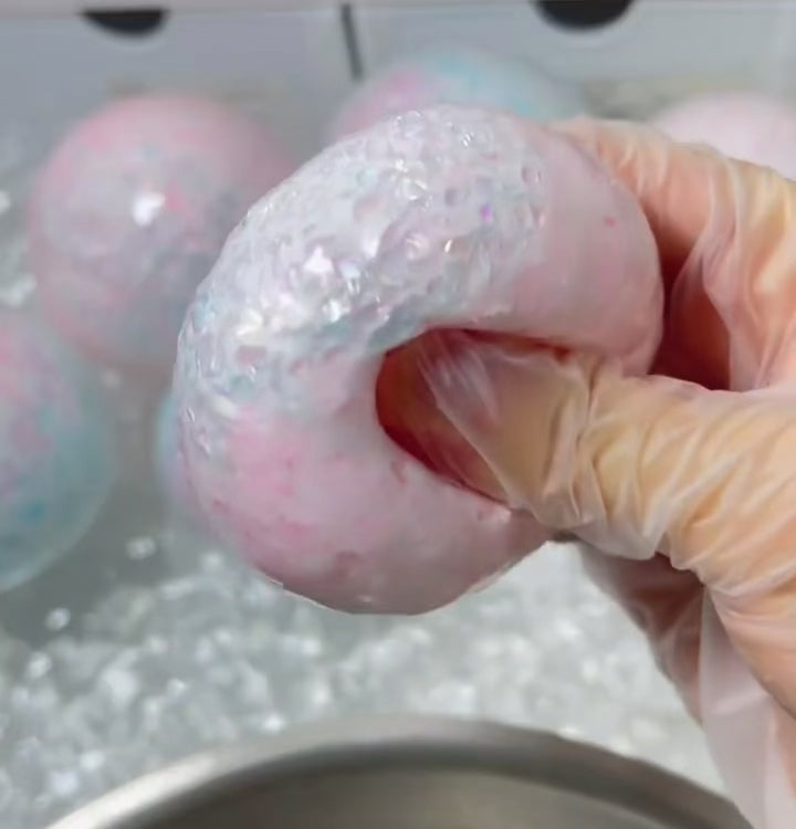 Touch Me Cotton Candy Ball squeeze demo