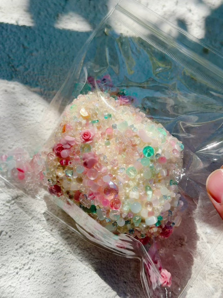 SHADUO SQUISHY Jewel Drop Rose Bead Squishy