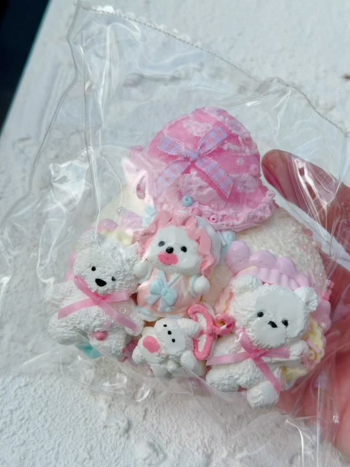 SHADUO SQUISHY Wonder Village Collector's Edition Pink Hat Bear Squishy squeeze demo - watch it squish and slowly rebound