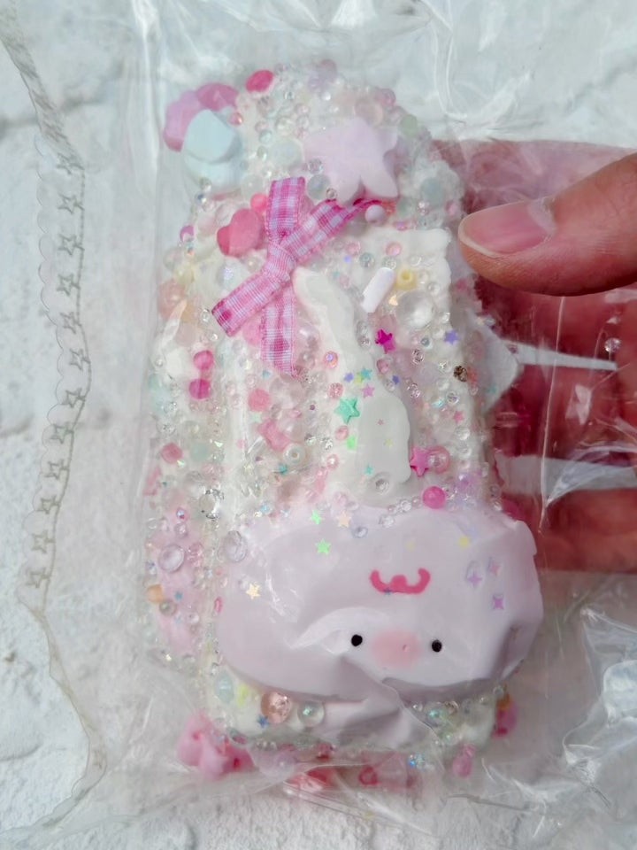 SHADUO SQUISHY Wonder Village Collector's Edition Pink Glitter Bunny Squishy squeeze demo - watch it squish and slowly rebound