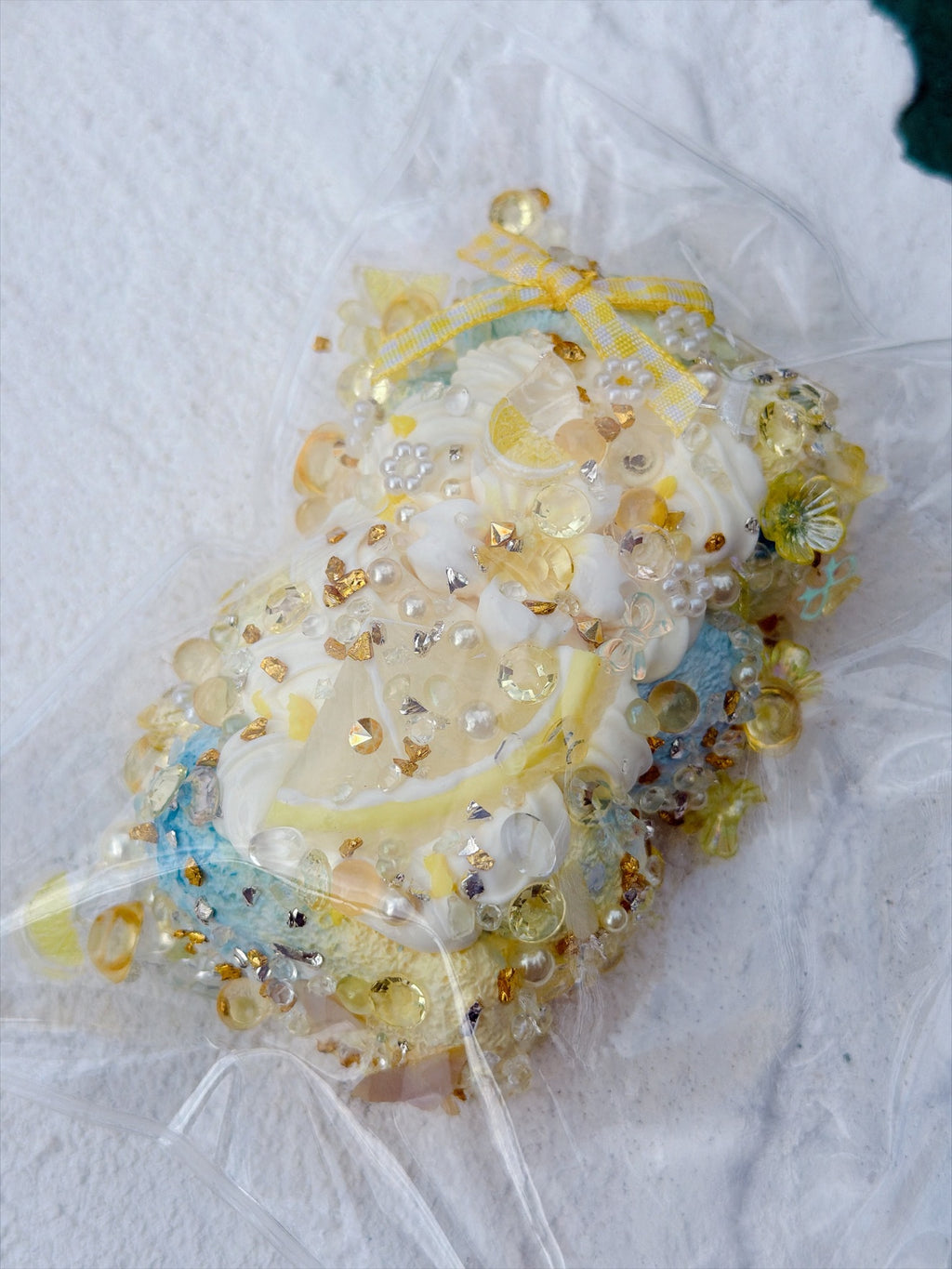 SHADUO SQUISHY Jewel Drop Lemon Cream Cake Squishy - real product photo