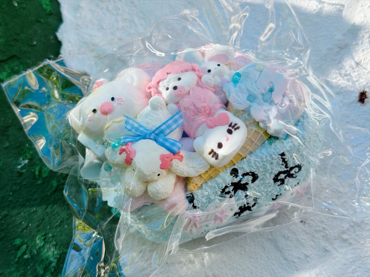 Wonder Village ice cream cone squishy bag, real photo